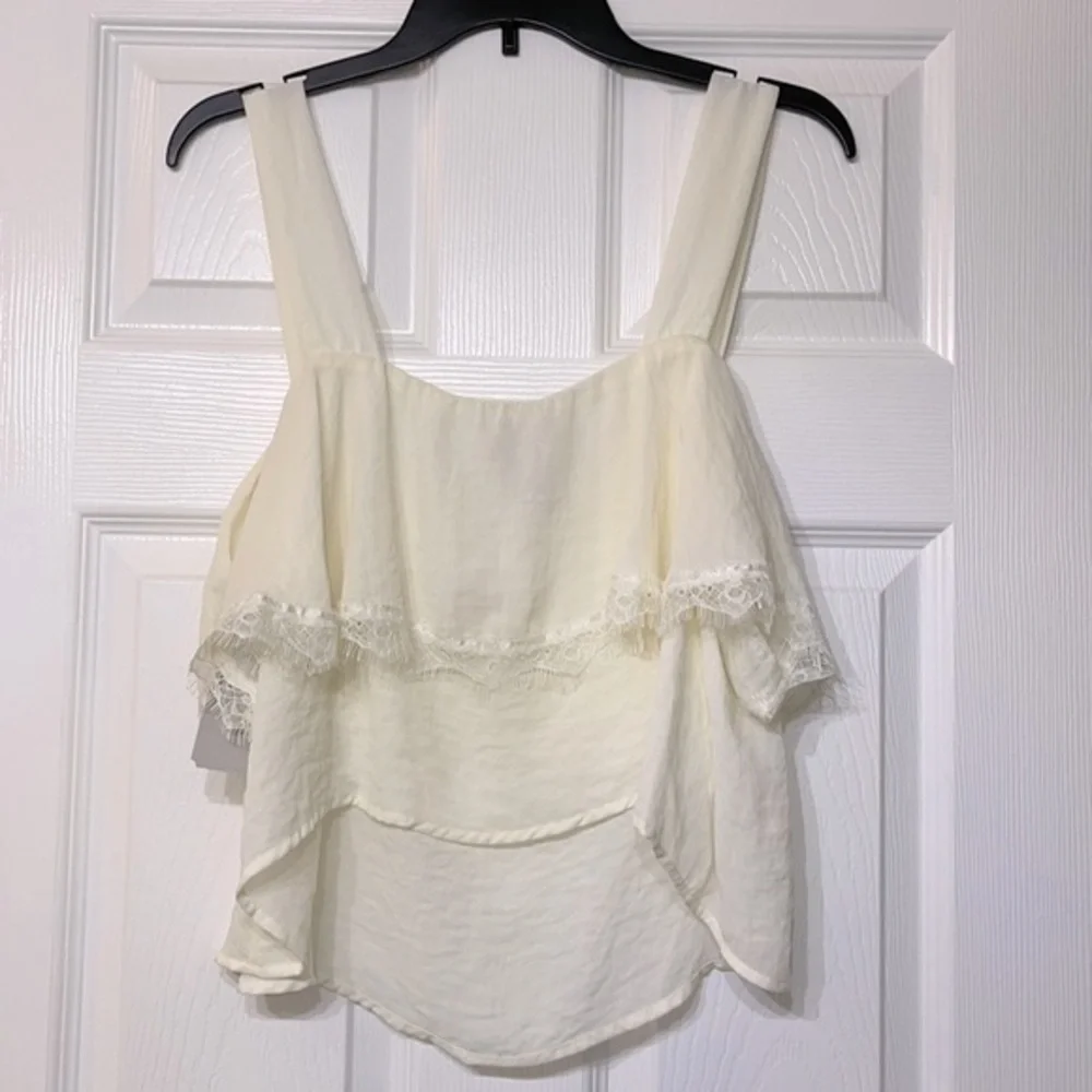 CAD RUFFLE LACE TANK CREAM - Picture 6 of 6